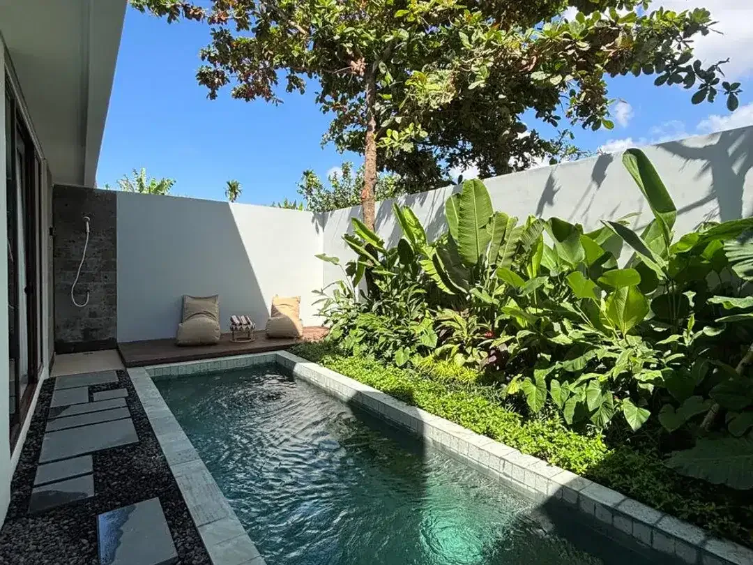 EXCLUSIVE LUXURY VILLA IN PRIME SANUR AREA - Image 5 of 10