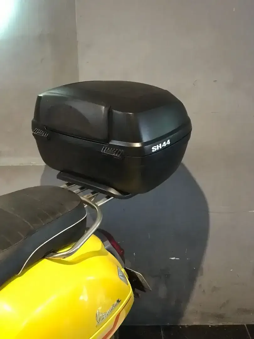 DP 6 JT/ BUNGA MENURUN 2% / PIAGGIO VESPA GTS TAHUN 2023 - Image 5 of 9