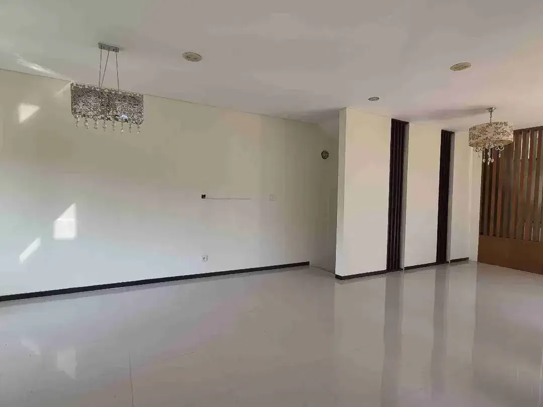Rumah Style Villa One Gate Renon Dekat Sanur - Image 5 of 10