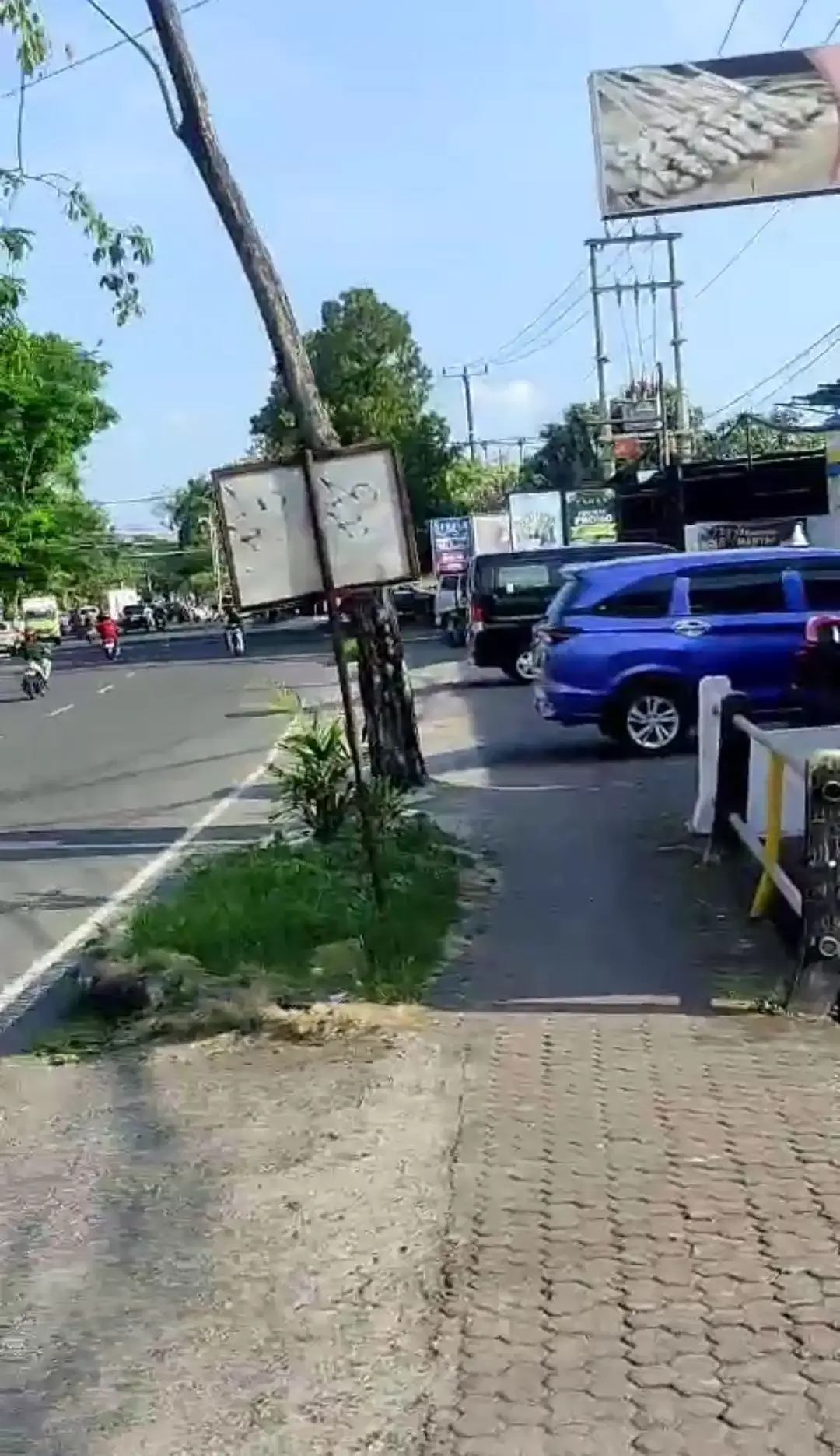 DIJUAL TANAH DAN BANGUNAN HARGA DIBAWAH NJOP DI BADUNG BALI - Image 4 of 5