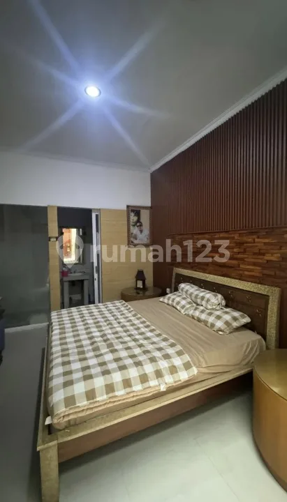 Di Kontrakan Rumah Lantai 2 Plus Isi di Pemogan Denpasar Selatan - Image 4 of 4