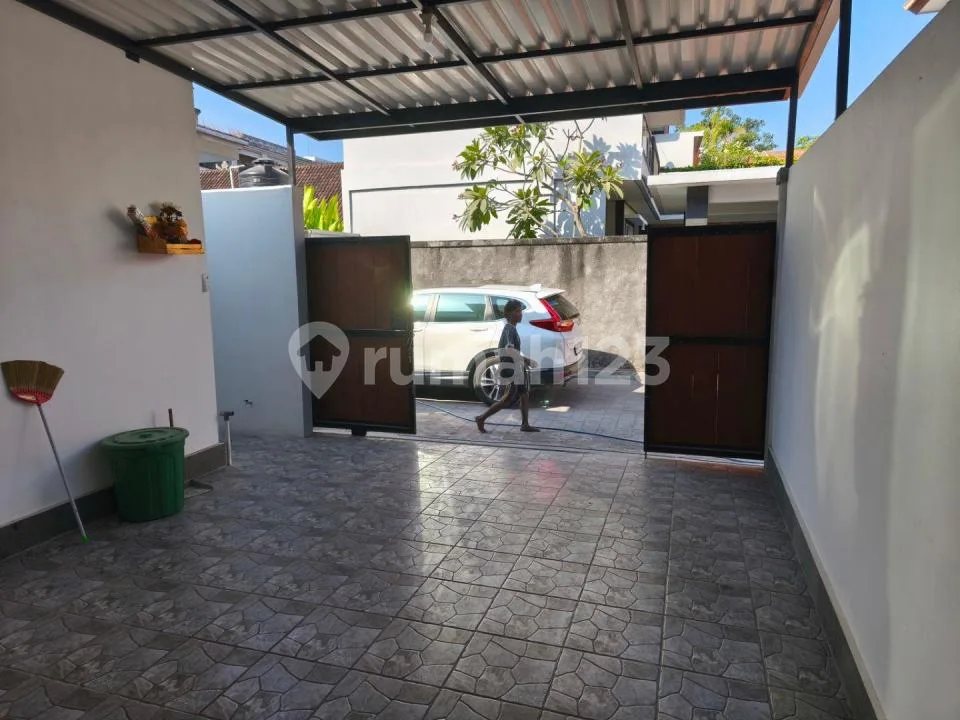3Br Villa Sanur Beachside 450M To Cemara Beach Pool 3X5 Furnished - Image 3 of 4