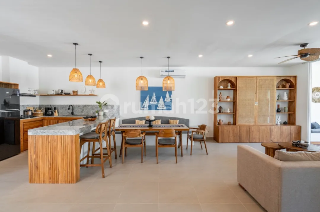 Modern Tropical Villa For Rent - Kedungu | 3 Bedrooms - Image 2 of 4