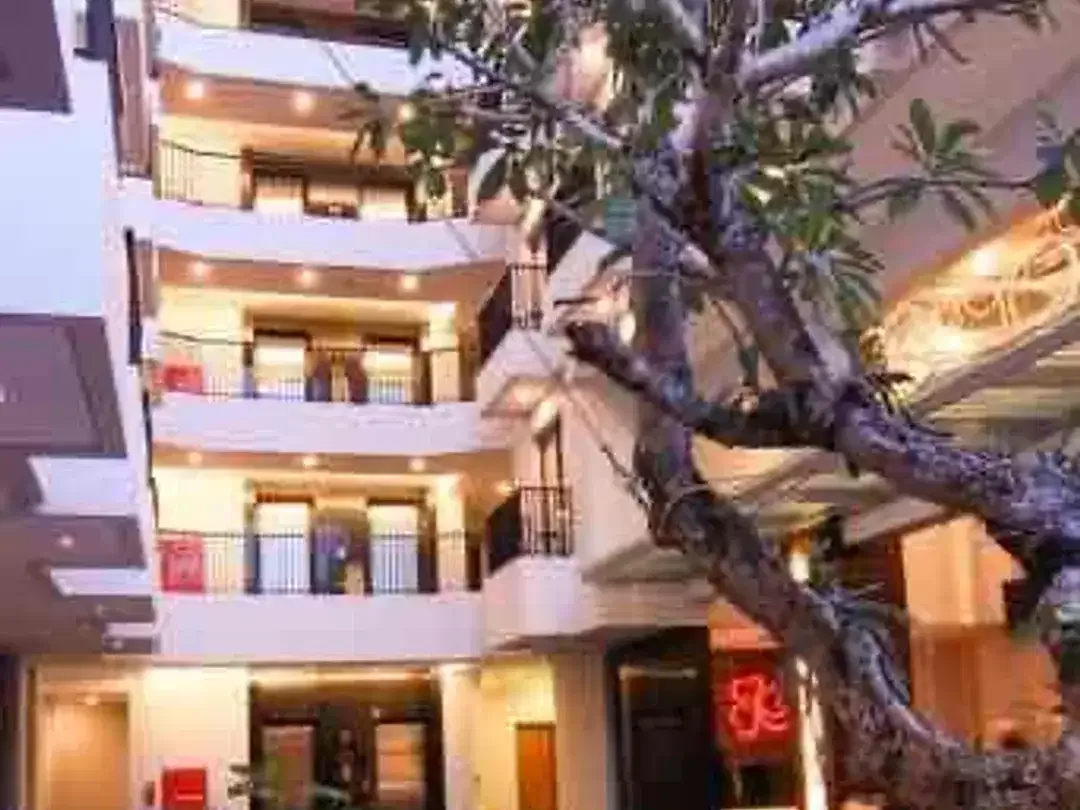 For Sale 

Boutique Hotel Masih Aktif Bintang3 di Seminyak - Bali - Image 7 of 9