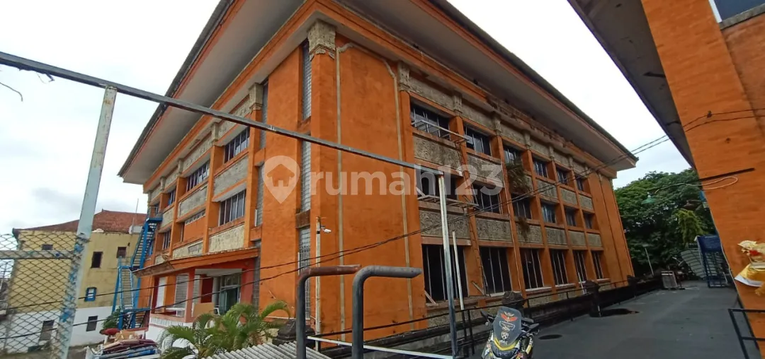 Gedung 4 Lantai di Jl Diponegoro Denpasar Kawasan Mall - Image 4 of 4