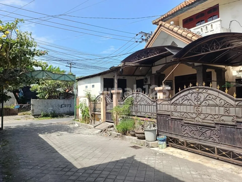 Rumah Seharga Tanah di Panjer Pusat Kota Denpasar - Image 2 of 4