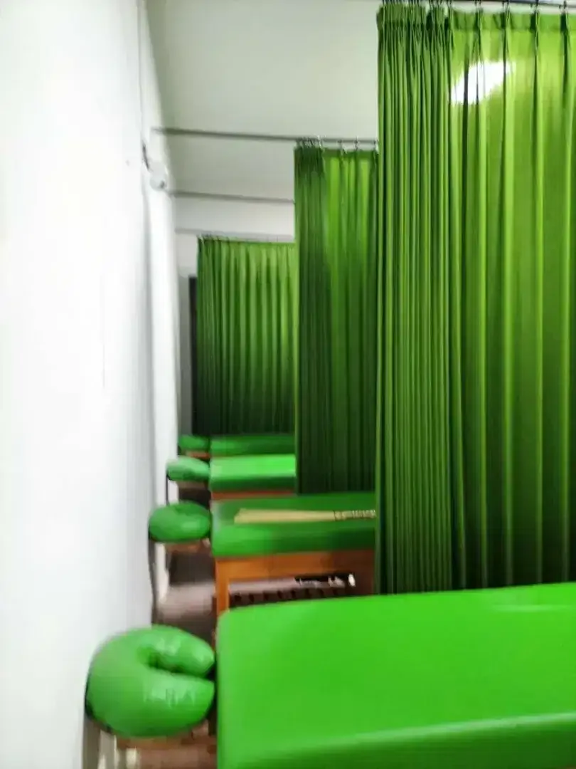 Korden Gorden Sekat Untuk Spa/ Klinik/ Rumah Sakit - Image 2 of 5