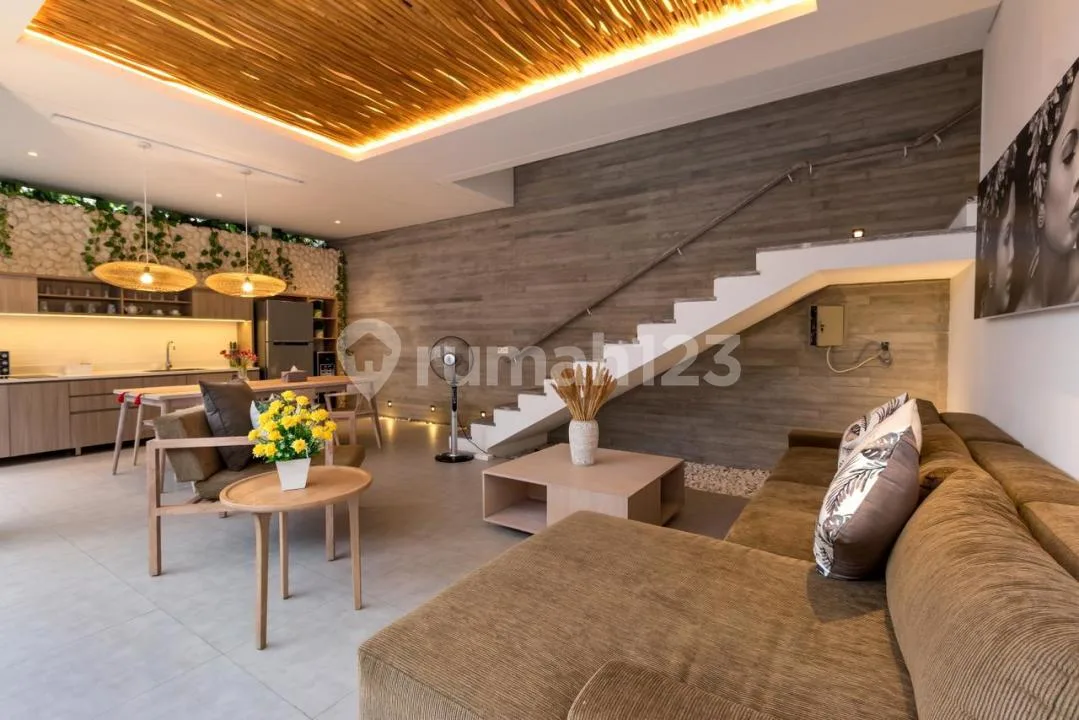 Villa Mewah 2 Kamar Lokasi Tengah Kota Seminyak Dekat Shishi Bali - Image 3 of 4