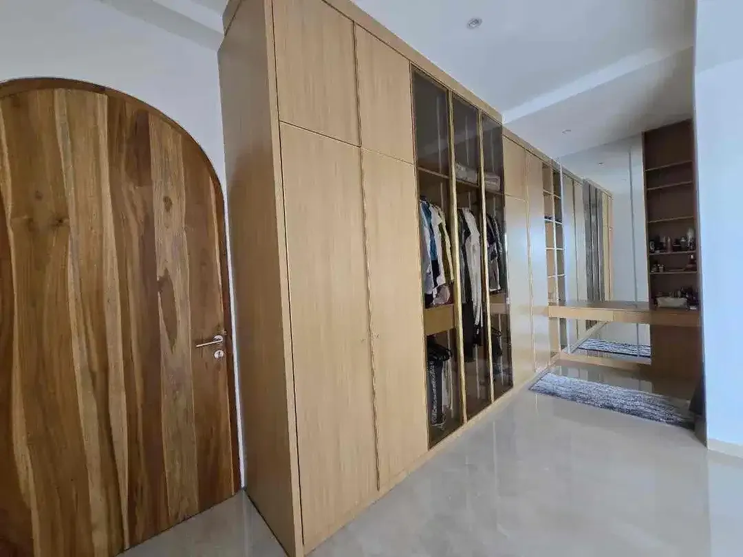 Dijual Rumah Semi Villa Mewah 3 Lantai di Kawasan Elite Pecatu Indah Resort - Image 7 of 10