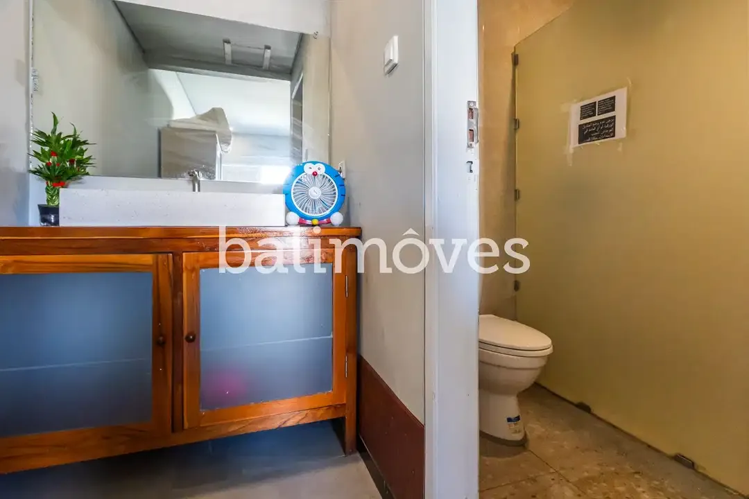 Dijual Guest House Cantik Enam Kamar Tidur Di Tepi Pantai Sanur - Image 6 of 10