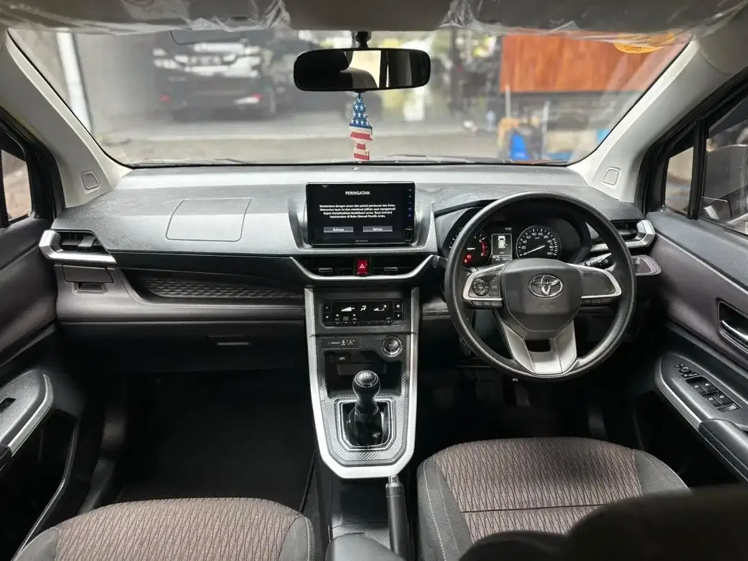 AVANZA G 2023 MANUAL LOW KM ISTIMEWA TERIMA DK - Image 8 of 10