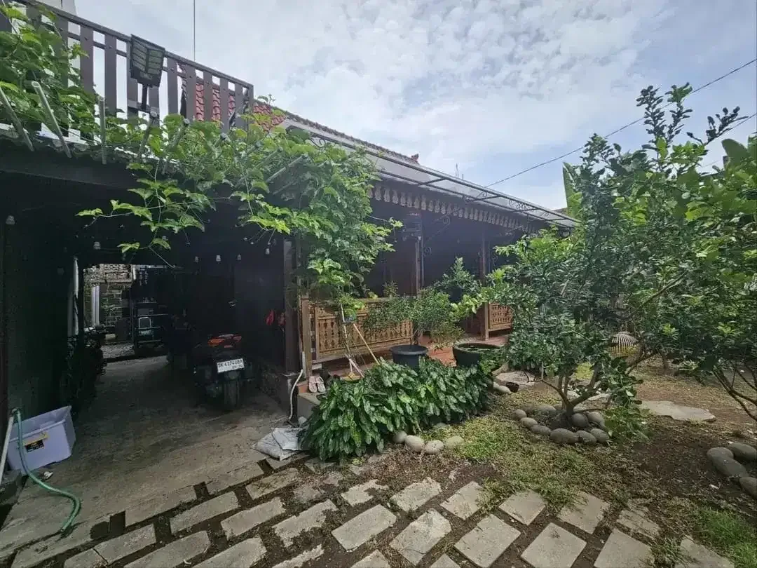 Dijual Tanah 2 Are Bonus Bangunan - Moh. Yamin Renon Denpasar - Image 4 of 8
