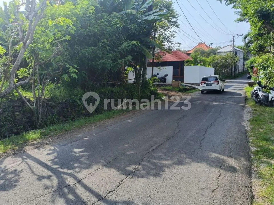 Dijual Tanah Pinggir Jalan Utama Melang Kaja / Dekat Perumahan Bukit Beranda - Ungasan - Image 4 of 4