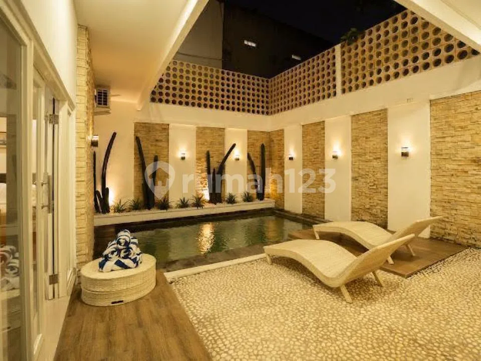 Rumah Dijual Canggu Bali Lokasi Prima - Image 1 of 4