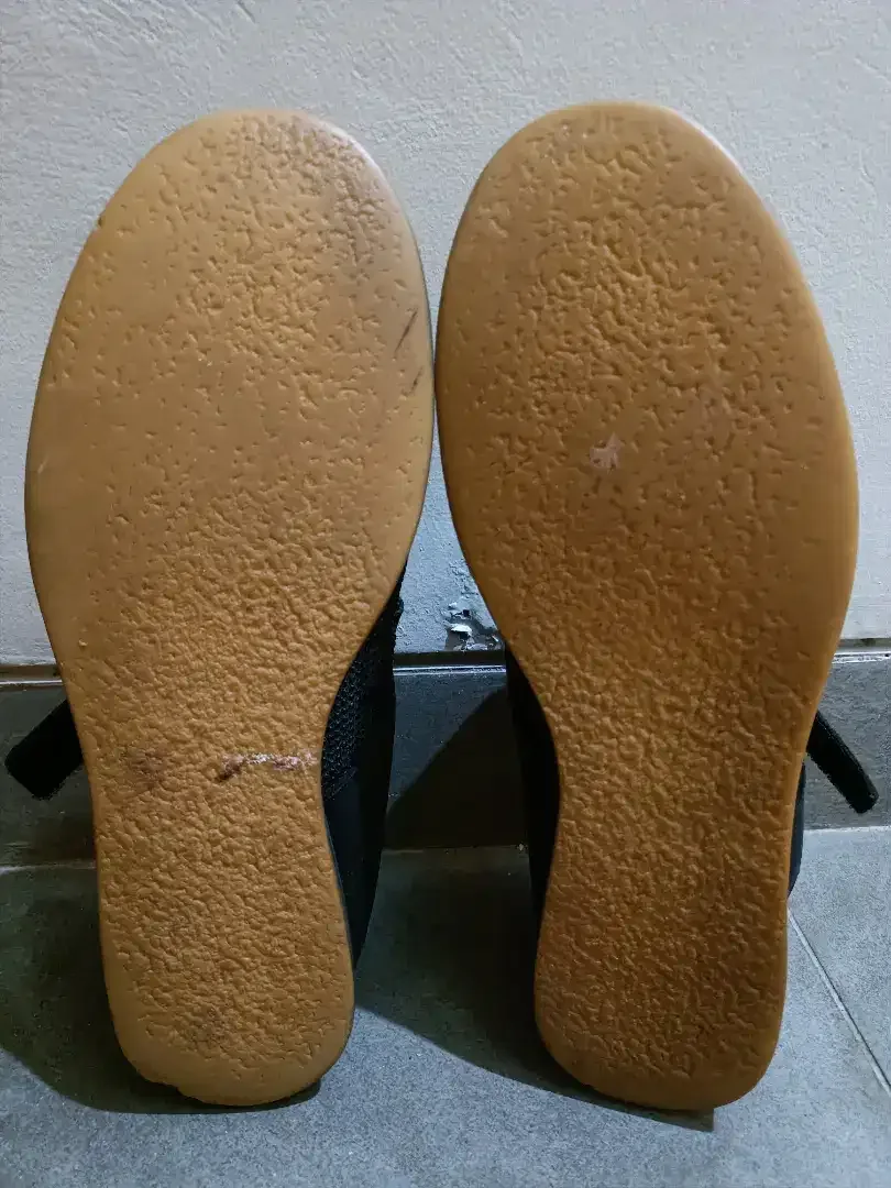 Sepatu USA Nobull rubber 43 - Image 2 of 3