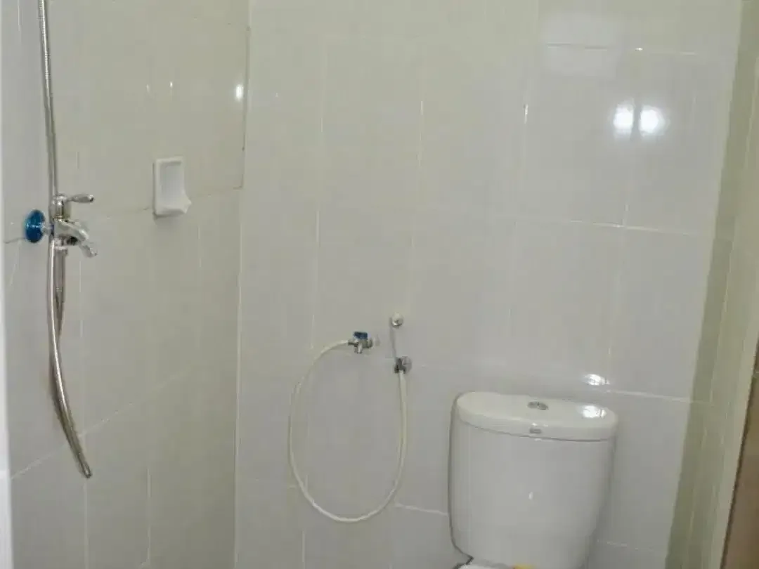 Rumah 2 Lantai, Cocok Untuk Rumah Tinggal, Kantor Atau Co-Living Space - Image 1 of 10