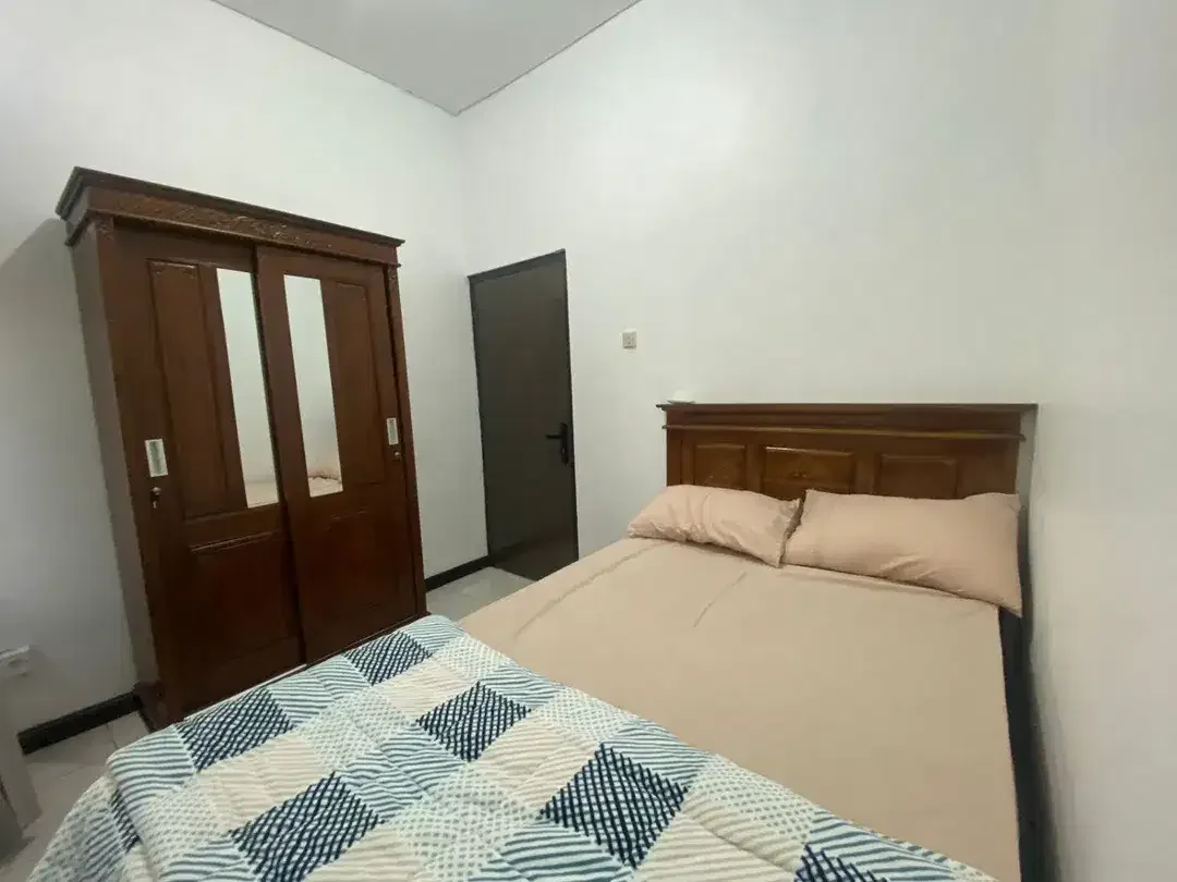 Disewakan Rumah Modern One Gate System Furnished di Perumahan Beranda Bukit, Goa Gong - Jimbaran. - Image 5 of 10