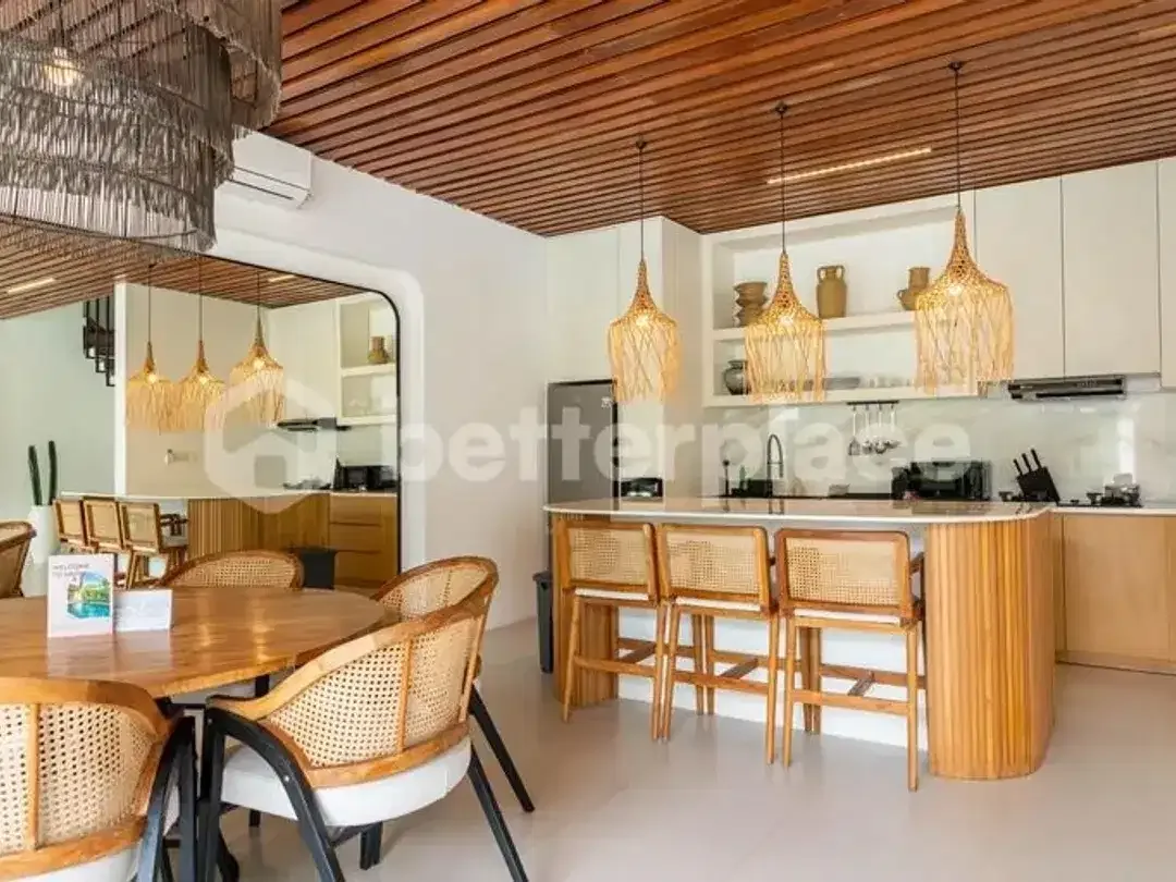 Modern Leasehold Living on Nelayan, Batu Bolong, A 3 Bedroom Villa Investment in the Heart of Canggu - Image 3 of 10
