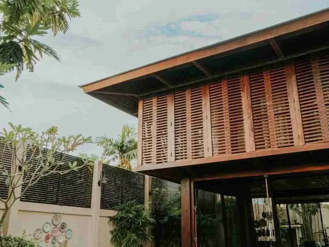 Luxury Villa Kerobokan dengan Taman Tropis dan Gym - Image 7 of 10