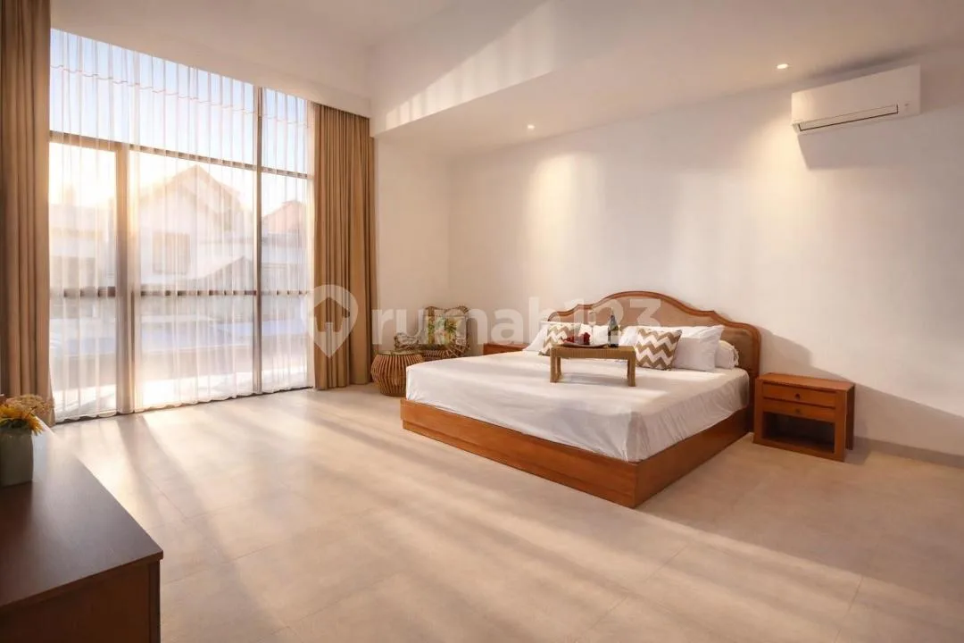 Villa Modern 4Br Full Furnished di Kerobokan Dekat Seminyak - Image 2 of 4