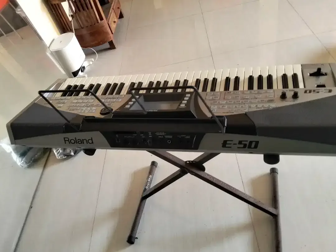 Keyboard Rolland E50 - Image 2 of 3