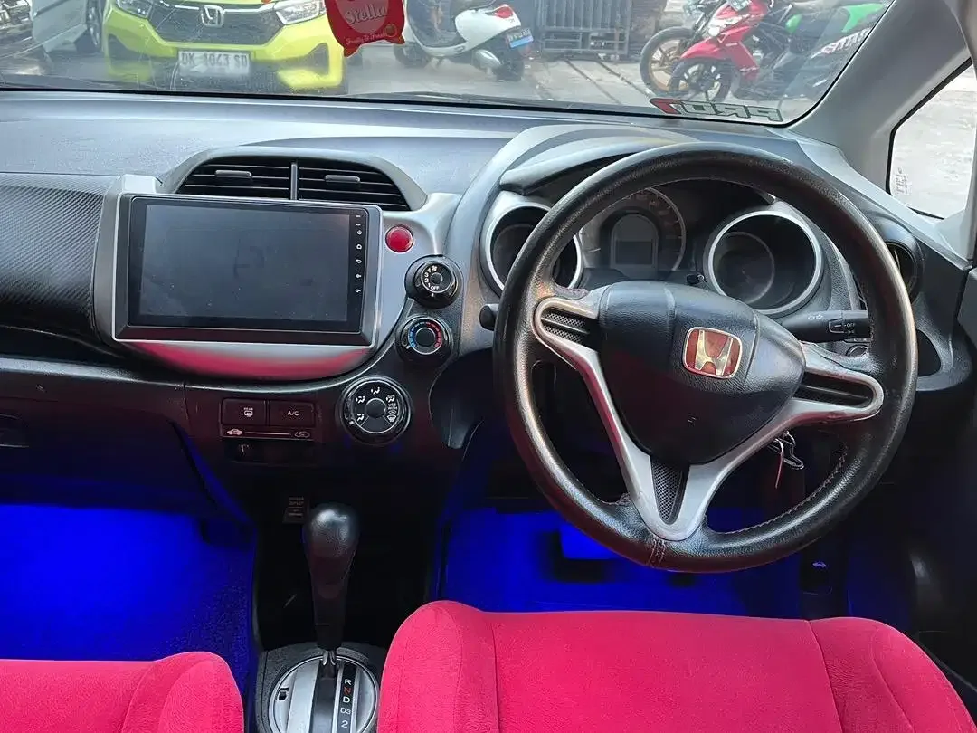 Jazz s 1.5 matic DP -6 JT - Image 8 of 10