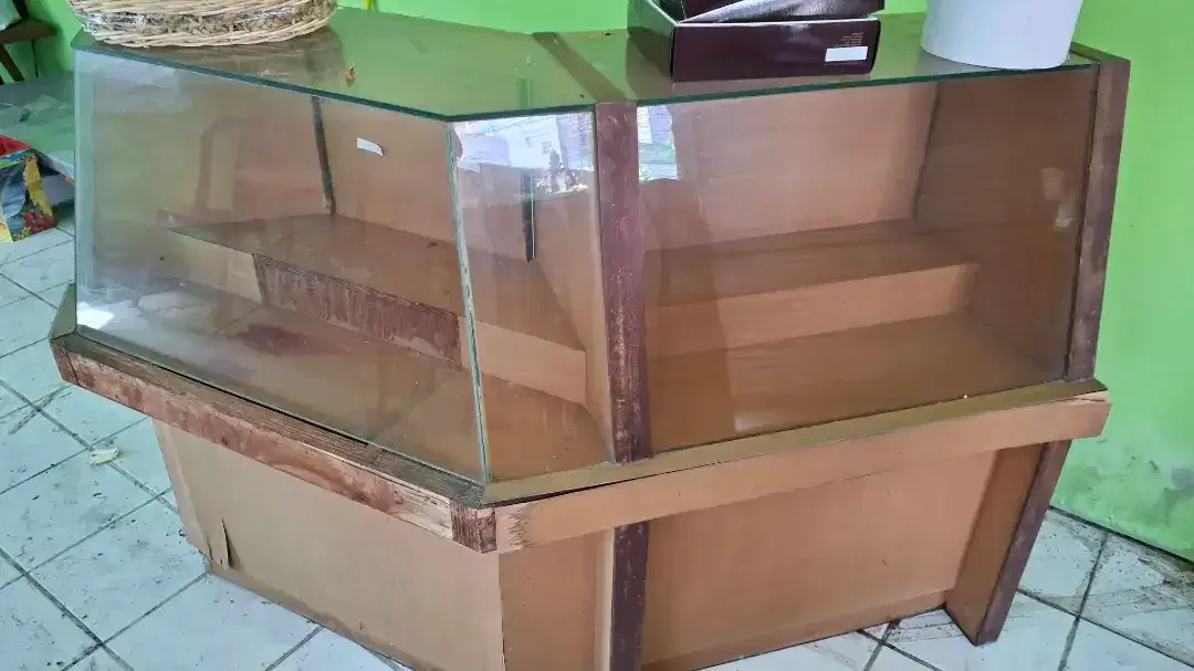 Dijual meja konter dari kayu & kaca - Image 4 of 6