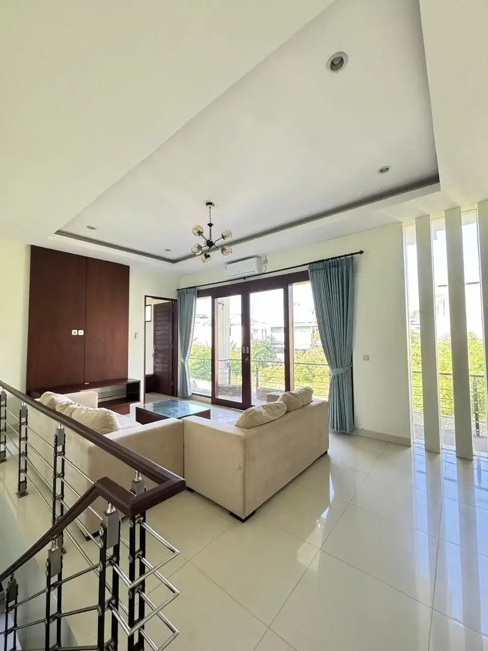 Villa 5 bedroom dekat pantai Ketewel Gianyar Bali - Image 8 of 10