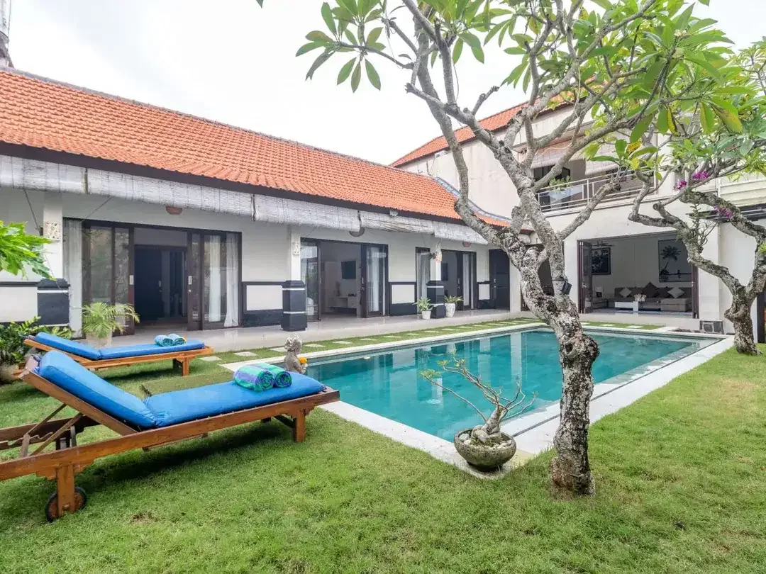 Villa Tumbak Bayuh Pererenan Badung Bali - Image 1 of 10
