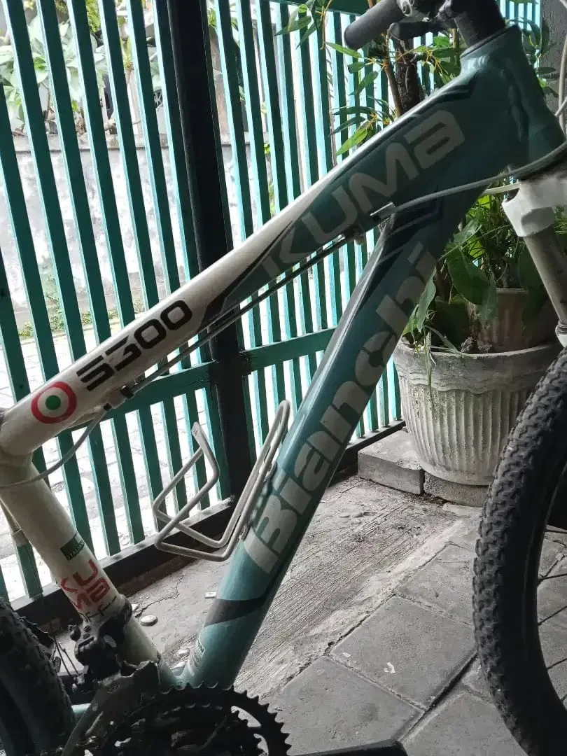 Dijual sepeda gunung Bianchi Kuma5300 - Image 2 of 2
