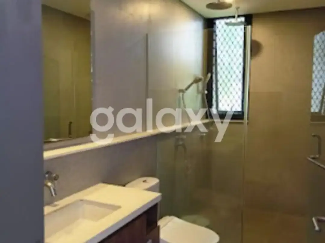 VILLA BARU DI TUKAD YEH AYA RENON DENPASAR, BALI - Image 9 of 10