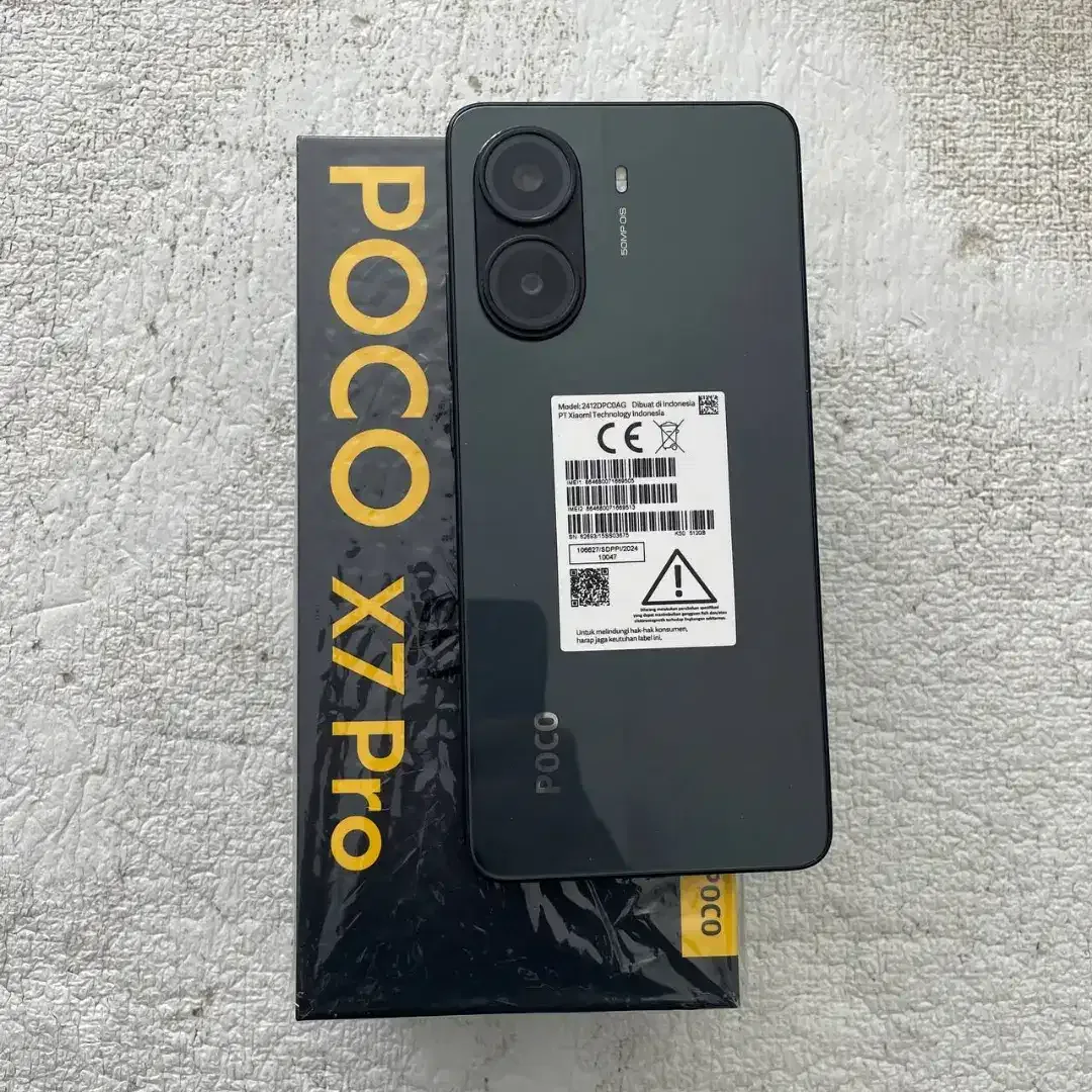 Poco X7 Pro Warna Hitam 12/512GB - Image 3 of 4