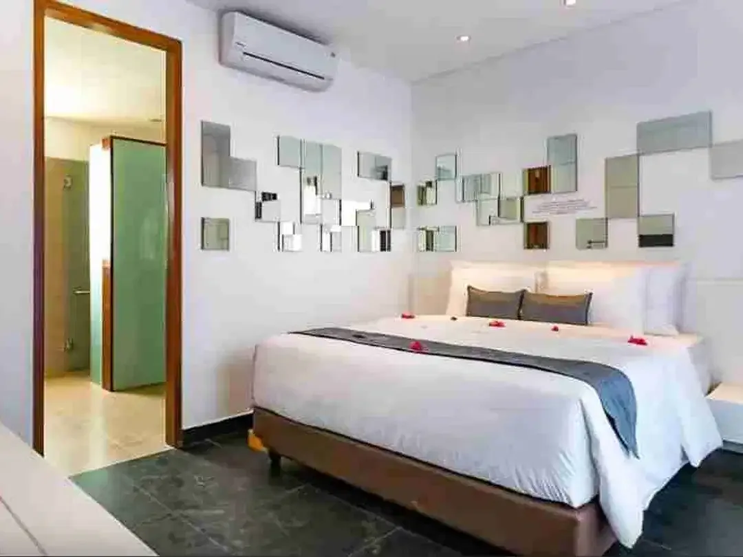 dijual villa komplek lokasi sanur - Image 3 of 10