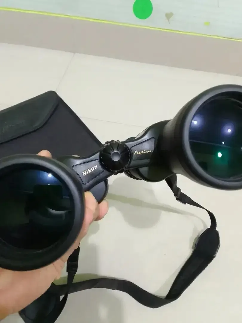 Teropong Binoculars Nikon Action Zoom 10-22x50 CF - Image 1 of 6