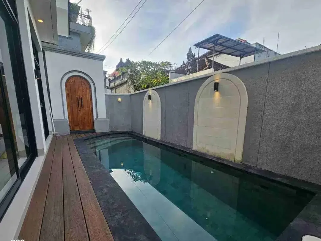 Villa Padonan Canggu Bali 3 Kamar Tidur - Image 1 of 10