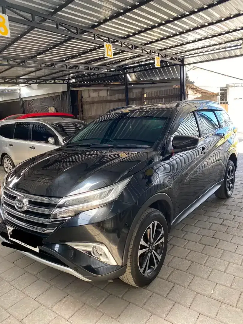 Terios R 2022 M/T Hitam - Image 3 of 5
