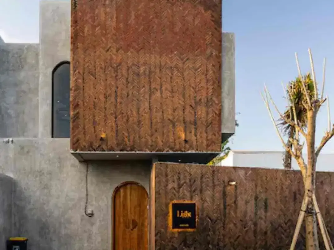 FOR SALE
READY UNIT FULLY FURNISHED

Light Villa Ungasan - Image 2 of 10