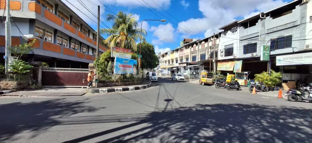 Dijual Ruko Strategis di Renon Lokasi Jalan Sudirman Dauh Puri Klod, Densel - Image 3 of 4