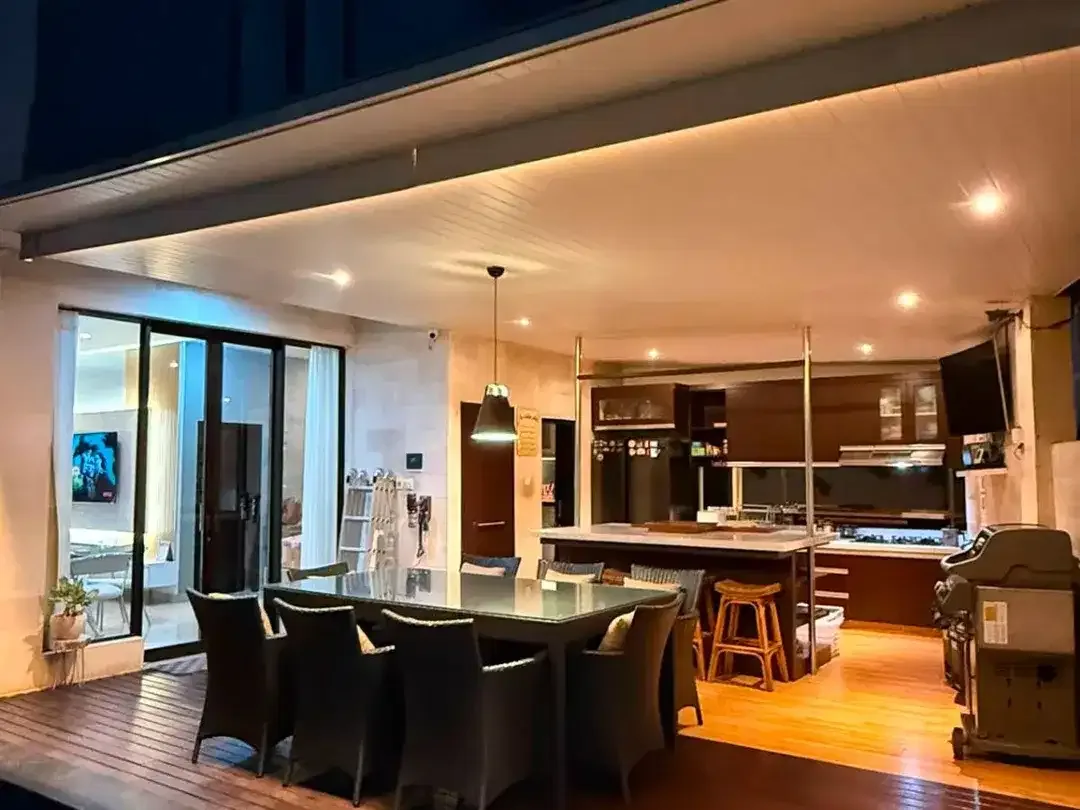 2 STOREY HOUSE WITH PRIVATE POOL IN NUSA DUA - Image 2 of 10