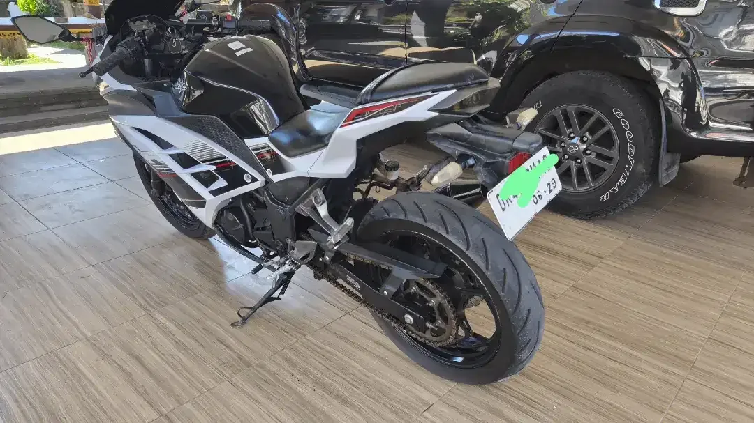 Ninja 250 Fi Ori - Image 5 of 5