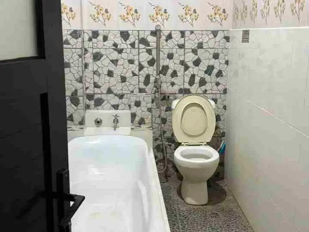 RUMAH SECOND LANTAI II DALUNG PERMAI UNTUK DIJUAL - Image 10 of 10