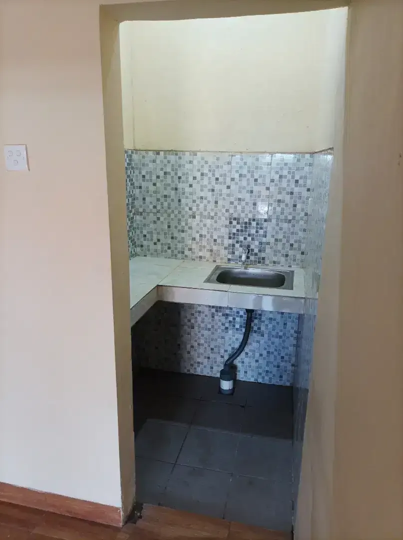 Kontrakan rumah 1 kmr gerbang sendiri Garasi luas - Image 5 of 6