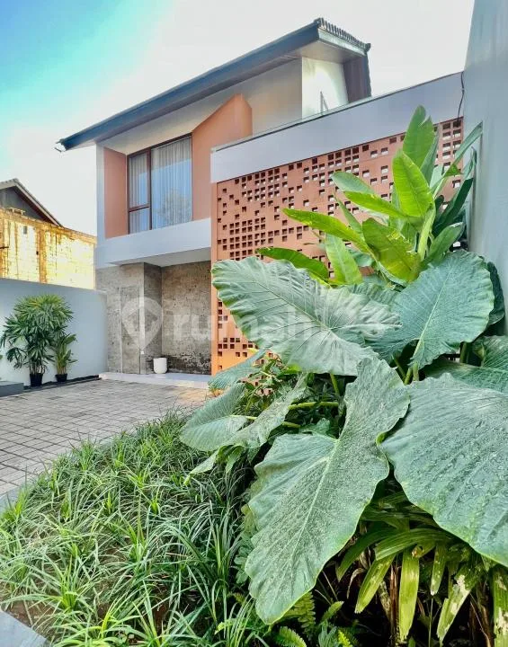 Sanur Luxury Private Cluster 4 Bedroom Unfurnished - Image 2 of 4