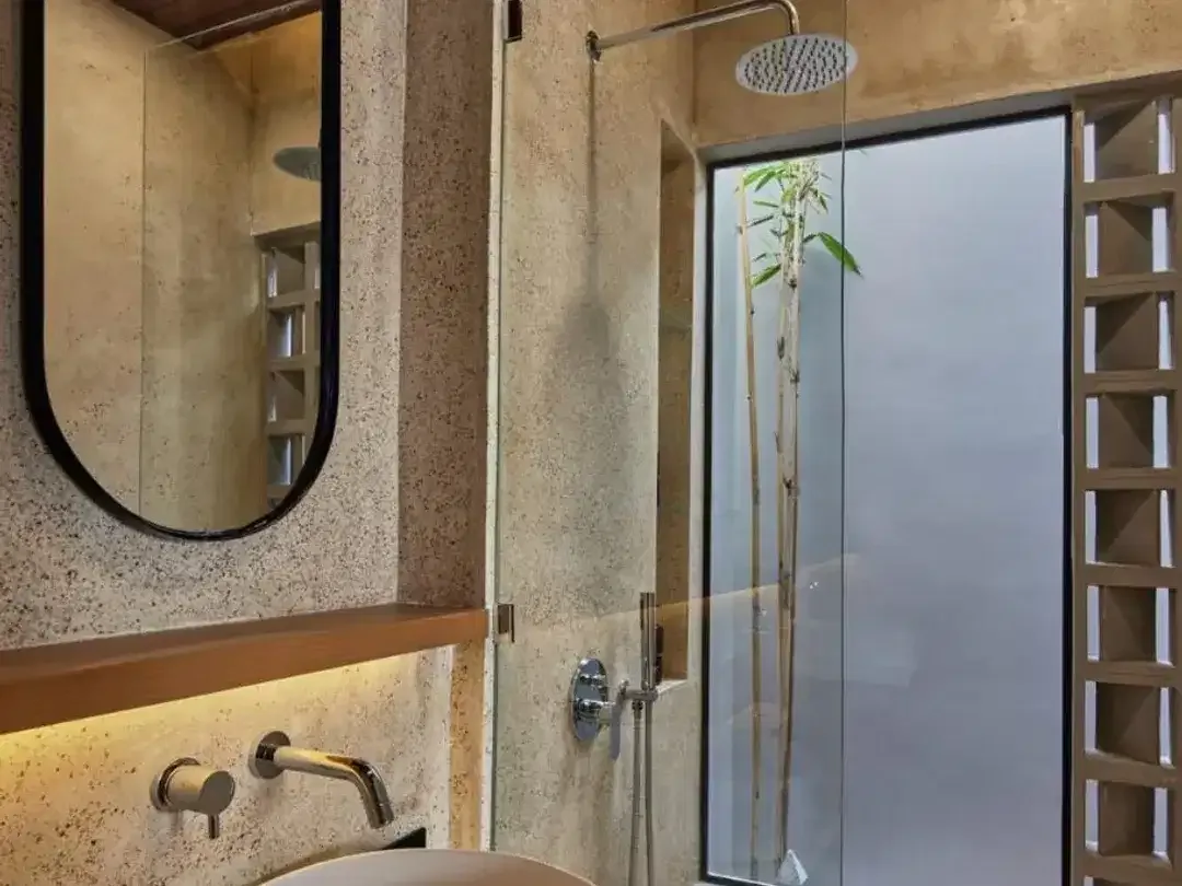 BRAND NEW MODERN VILLA IN KEDONGANAN - Image 6 of 10