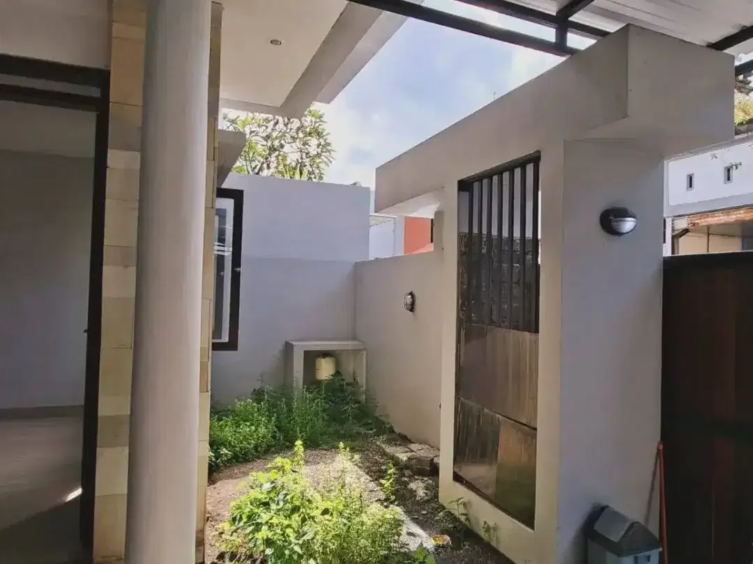 DIJUAL RUMAH RENON - Image 2 of 8