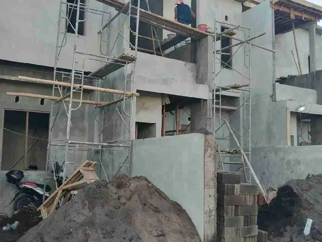 TERSEDIA 3 UNIT RUMAH LANTAI II  SEDANG DALAM PROSES PENGERJAAN. TERIMA FINISHING RUMAH READY BARU DI JALAN GUNUNG ANDAKASA GATSU BARAT DENPASAR - Image 3 of 7