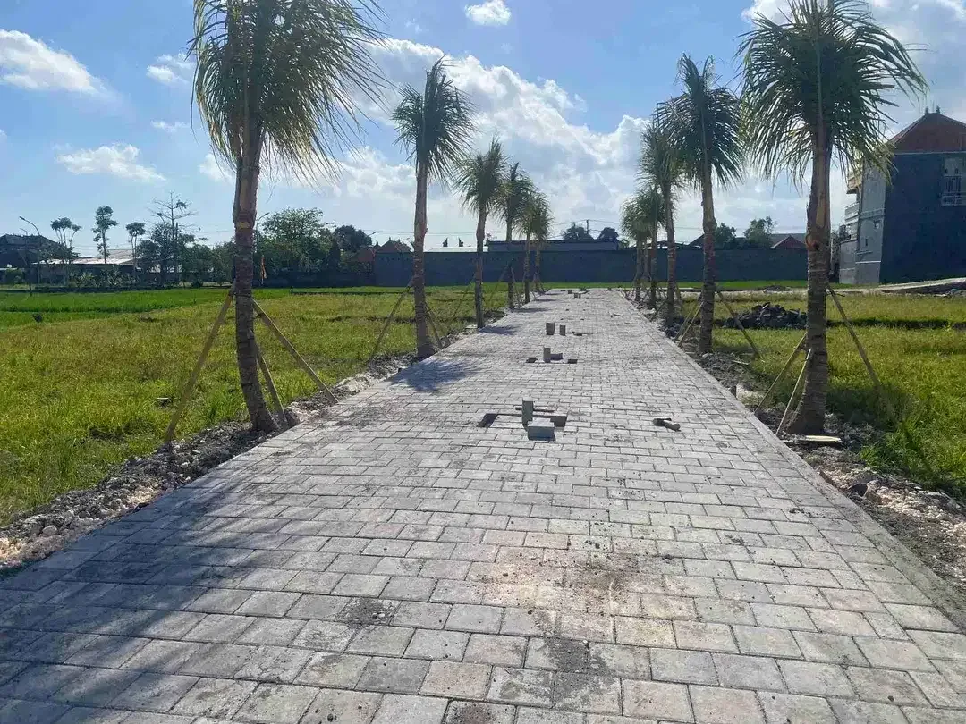 TERSEDIA UNIT TANAH KAVLING DI BUDUK MENGWI BADUNG YG BERADA DIKAWASAN PEMUKIMAN DAN VILLA DENGAN NILAI INVEST TINGGI , - Image 1 of 10