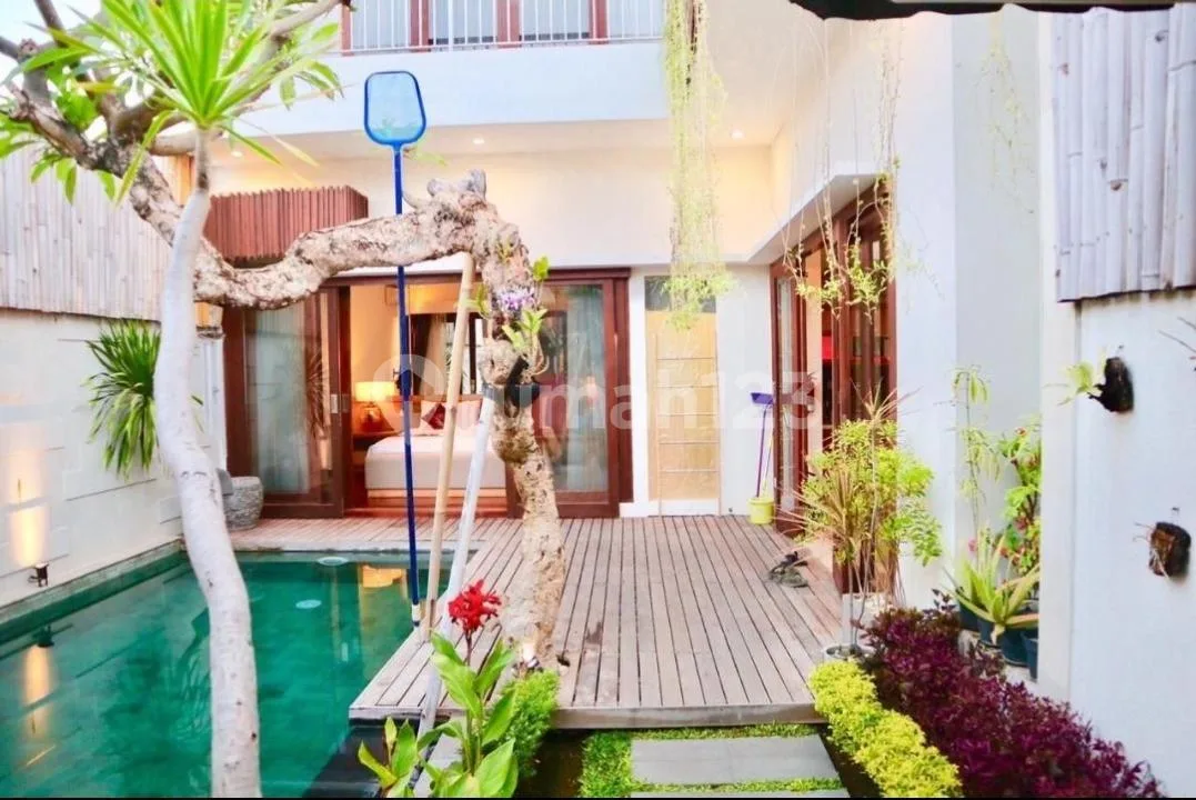 3 Bedrooms Villa At Prime Location, Seminyak - Image 2 of 4