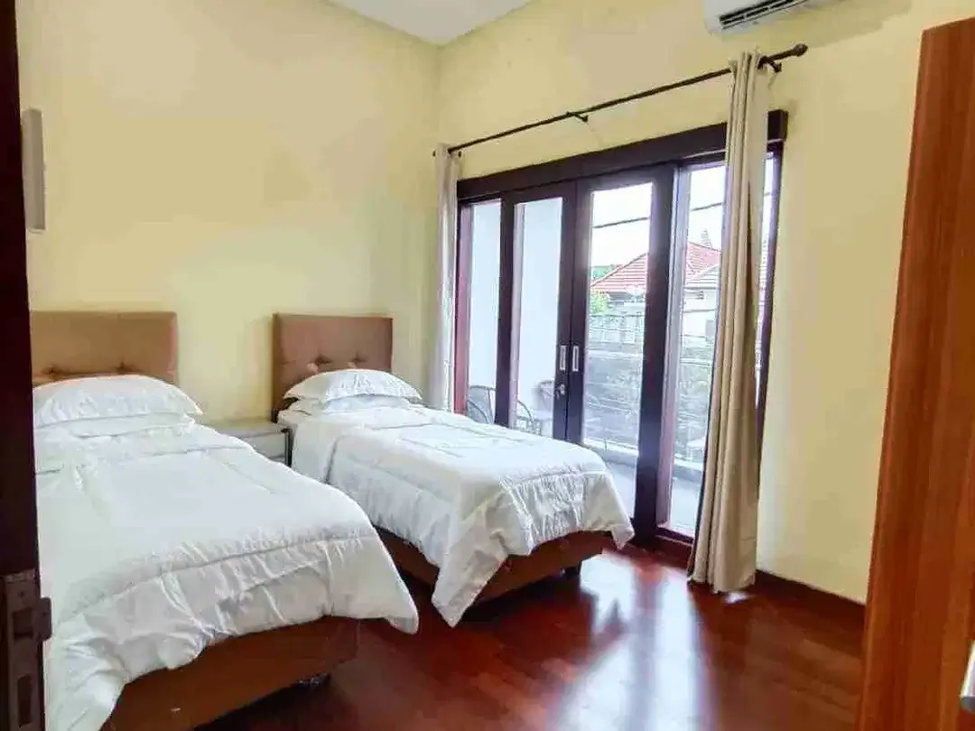 Rumah Elit 3Lt Furnish Pusat Bisnis Kuliner Ciung Wanara Renon Jl8mtr - Image 7 of 10