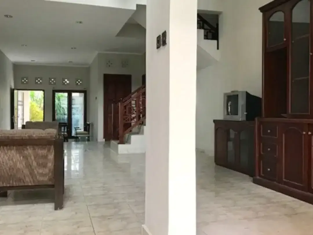 RUMAH STRATEGIS AMAN PERUM TAMAN MUTIARA DENPASAR - Image 3 of 10